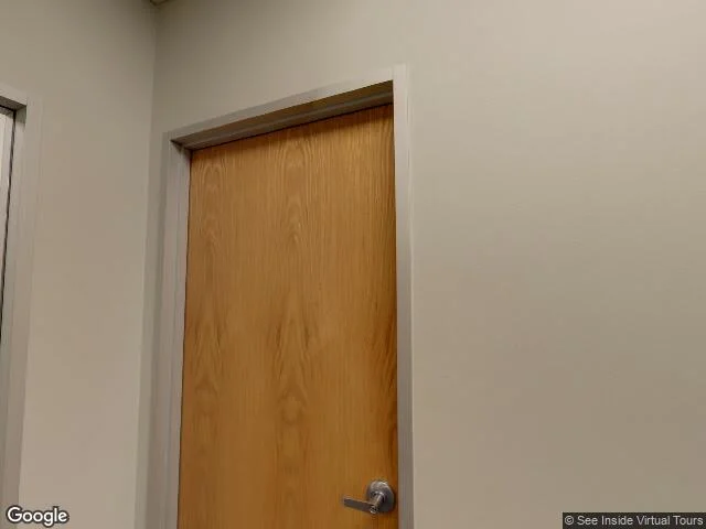 Simmons Family Gateway Resource Center - Photo 6