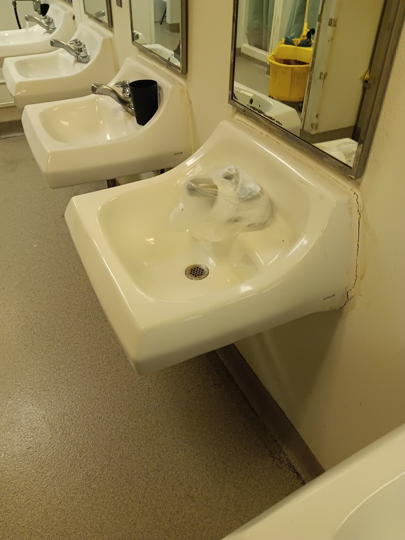 Dallas Transitional Center - Photo 3