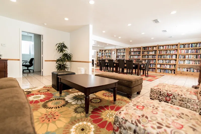 The Texas House - Photo 4