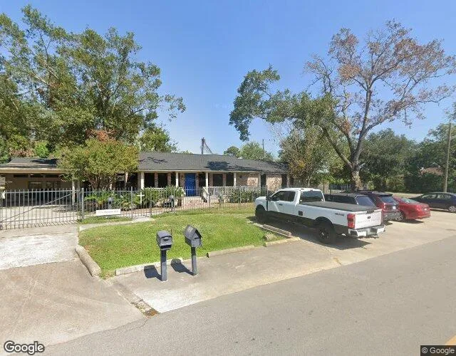 Exterior view of Houston detox center — tree