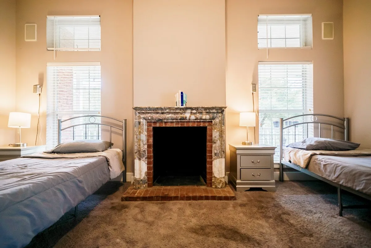 Discovery Point Retreat - interior photo