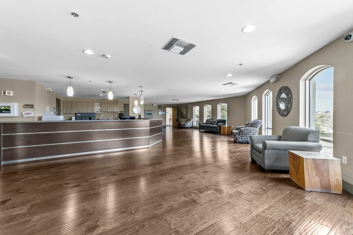 Greenhouse Treatment Center - 사진 5