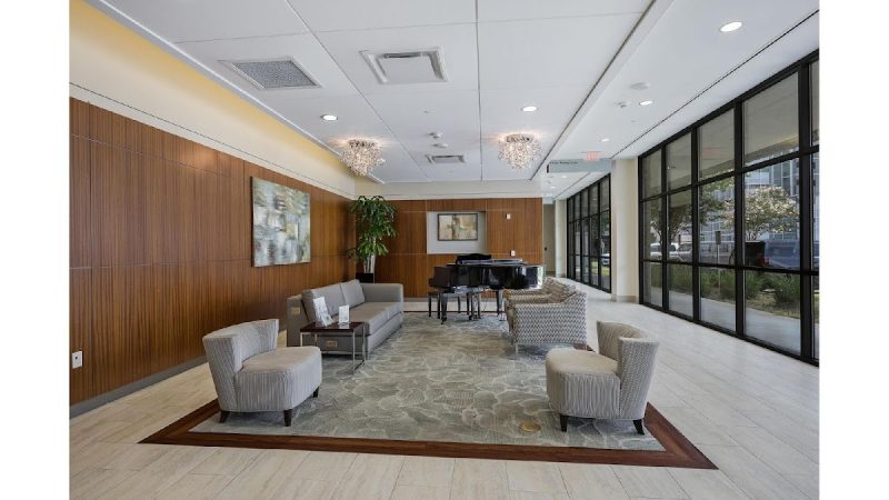 River Oaks Hospital & Clinics - Photo 2