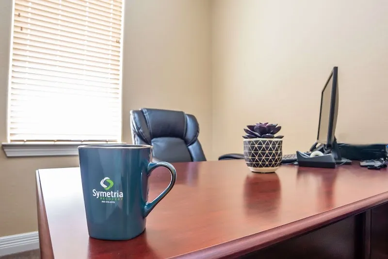 Symetria Recovery - 사진 3