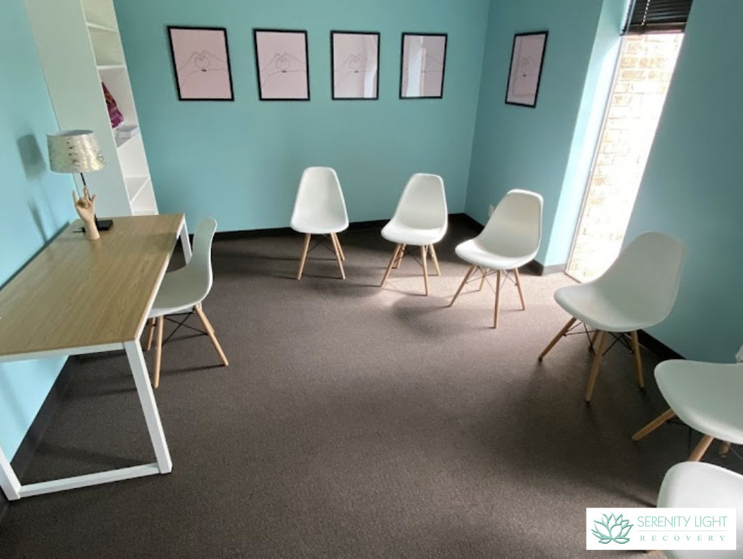 Serenity Light Recovery Center - Outpatient - 사진 6
