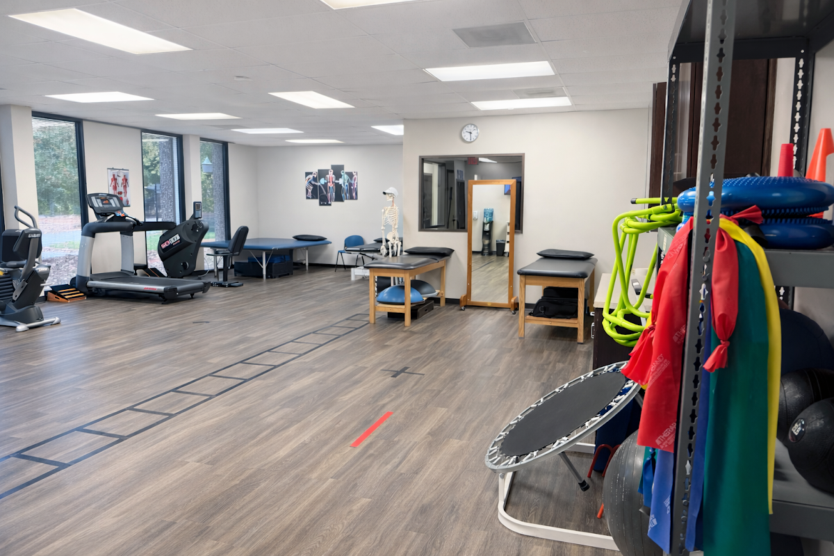 AMPT Up for Change LLC - Foto 4