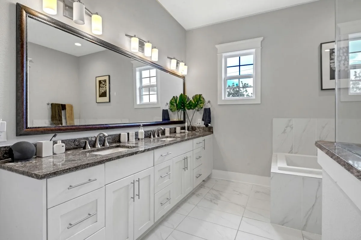 Bodine Recovery - Luxury Sober Living Houston/Heights - 照片 3