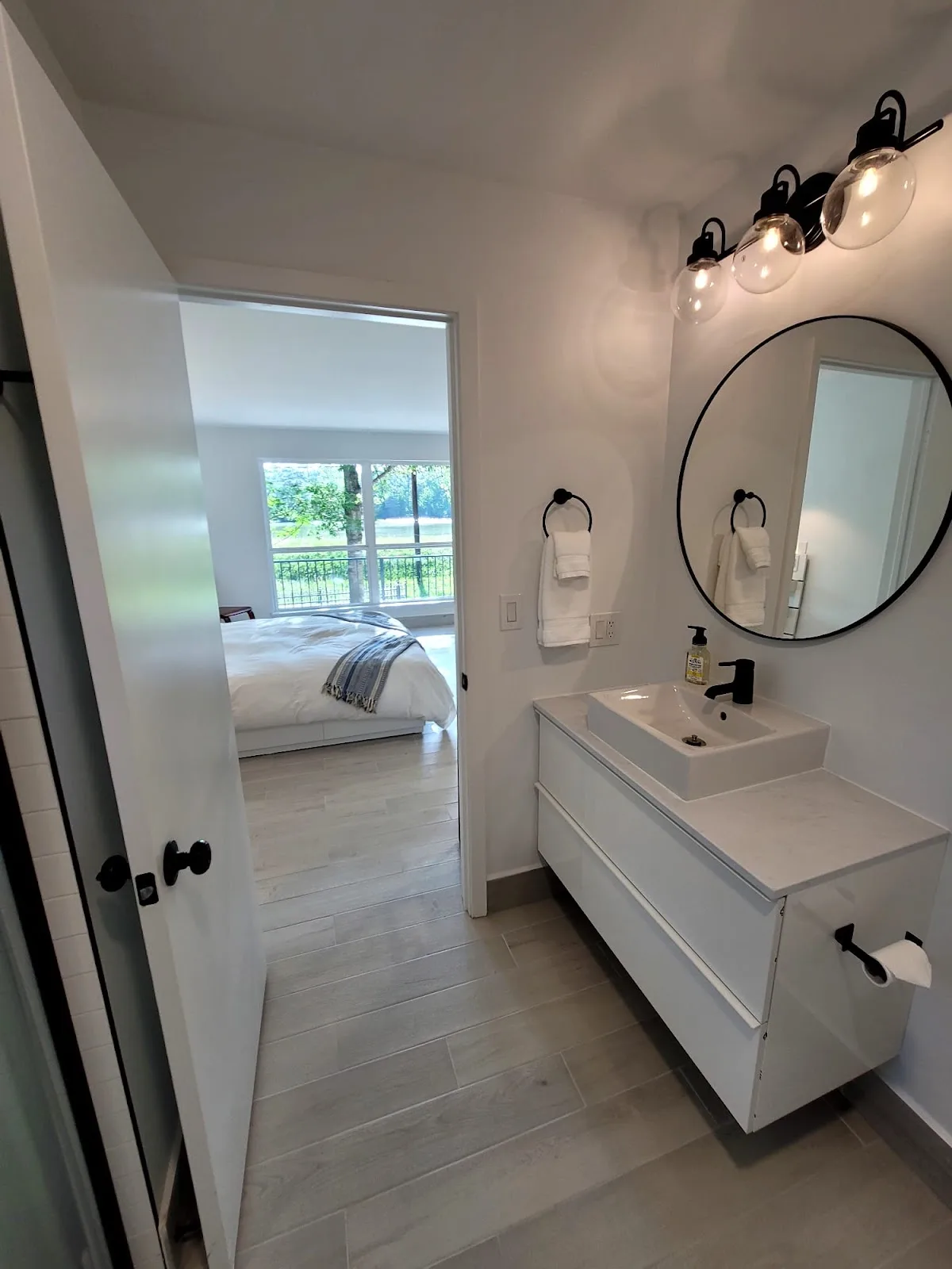 Azul House Sober Living - Photo 5