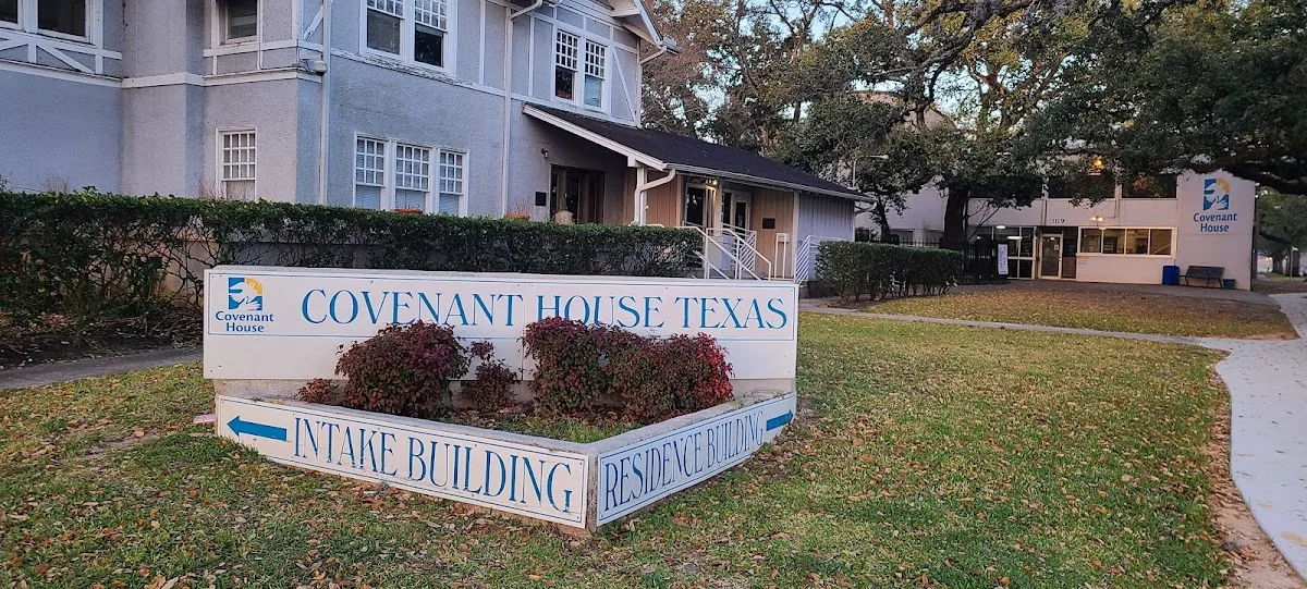 Covenant House Texas - Foto 3