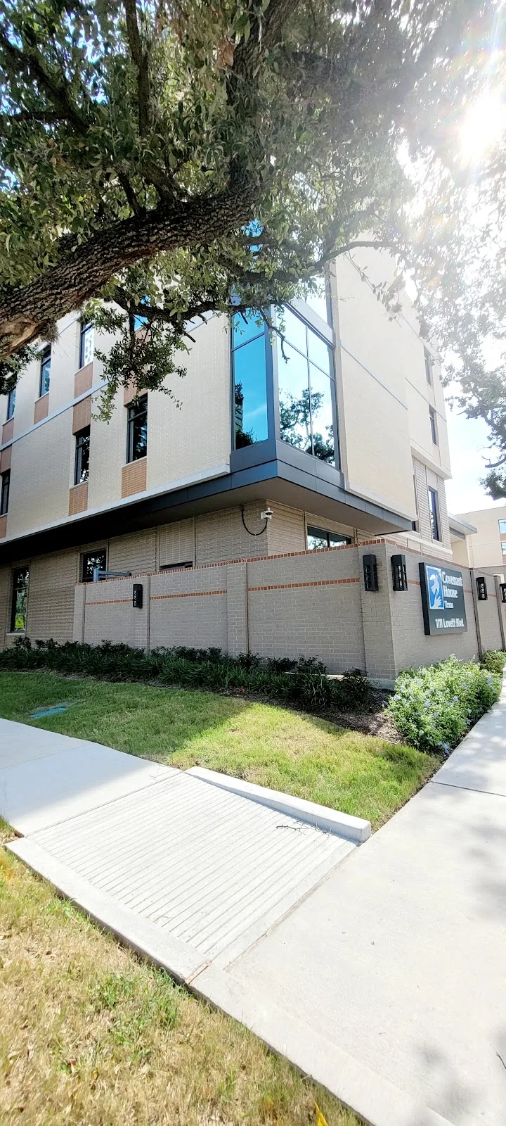 Covenant House Texas - Foto 4