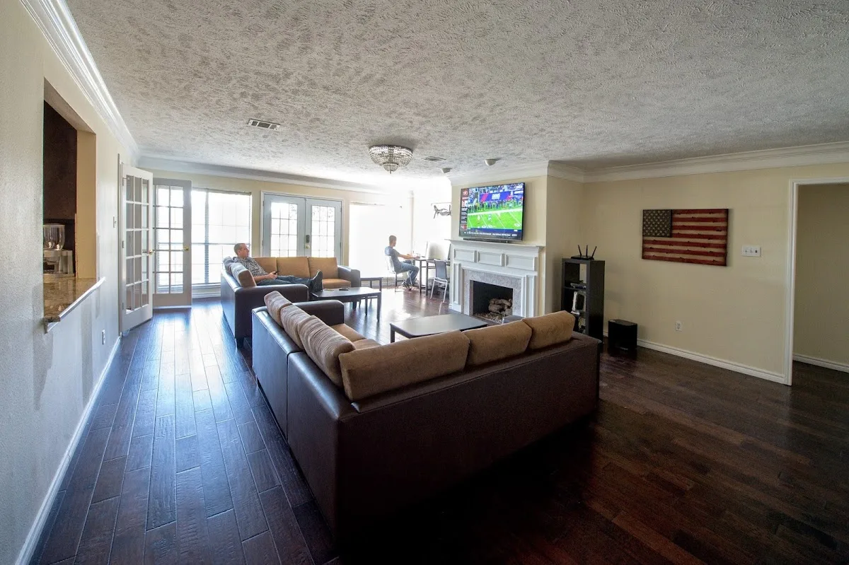 Catholic Charities Dallas Central Service Center - interior photo