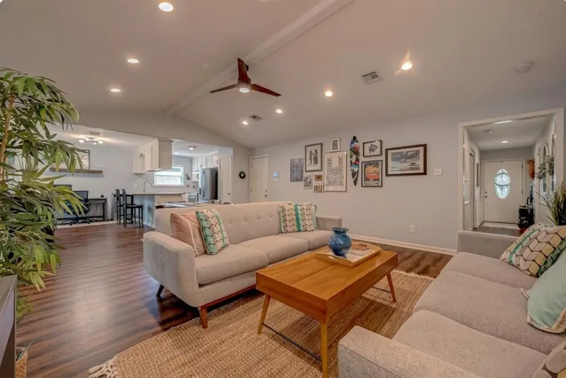 Eudaimonia Womans Recovery Homes - Photo 1