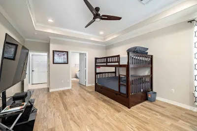 Life Launch | Purpose Driven Recovery Sober Living in Houston - Photo 6