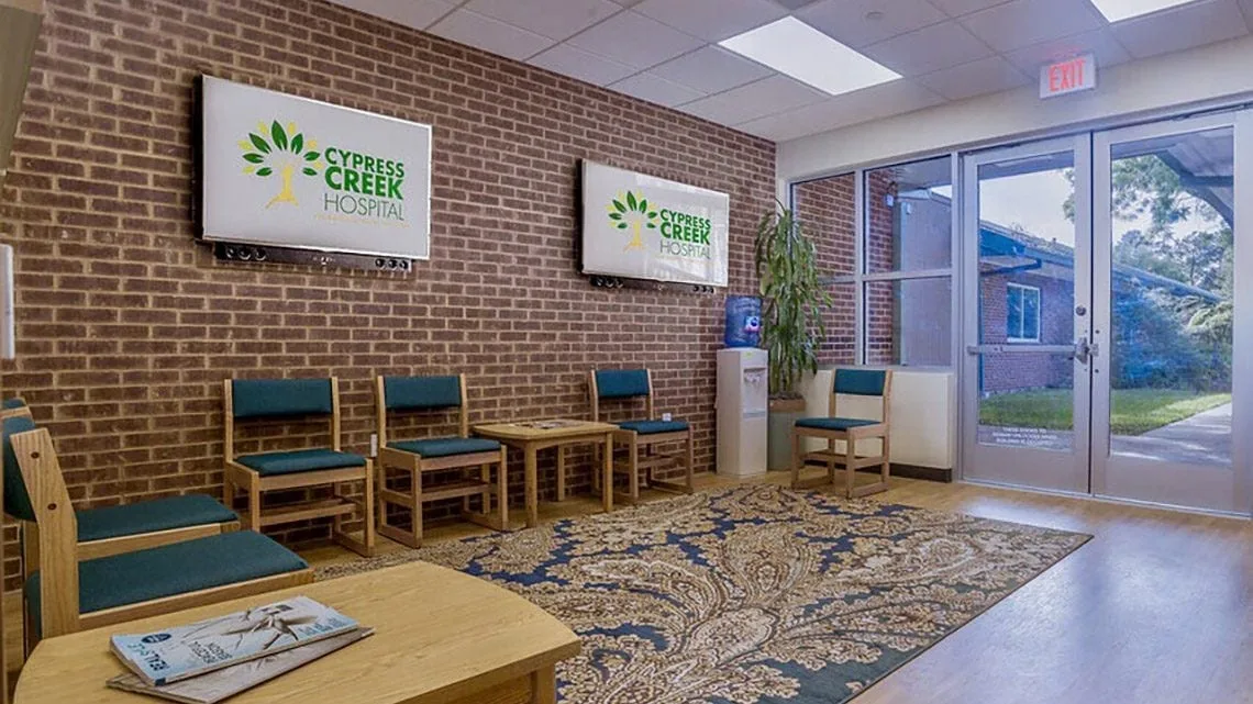 Lakeside Nursing and Rehabilitation Center - interior photo
