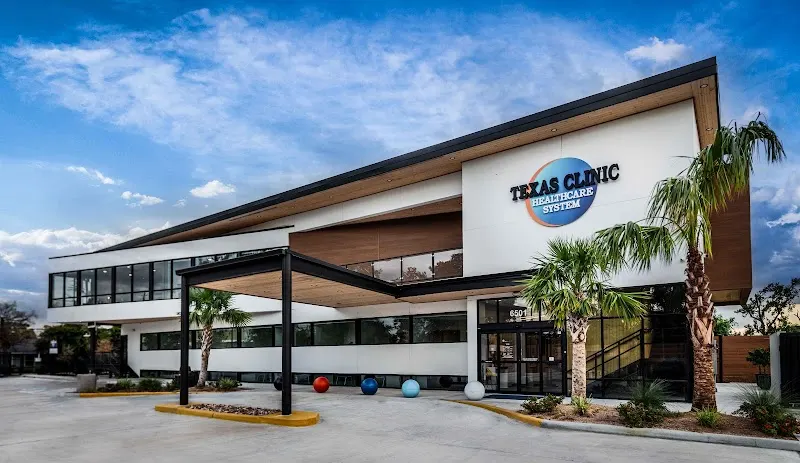 Texas Clinic - Photo 1