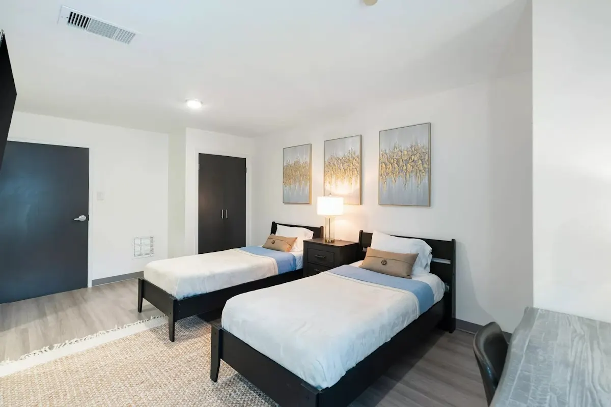 Infinite Recovery Treatment Center - Houston Admissions - Photo 1