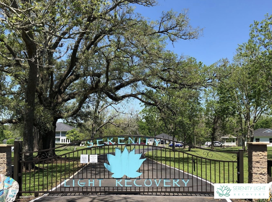 Serenity Light Recovery Center - 사진 5