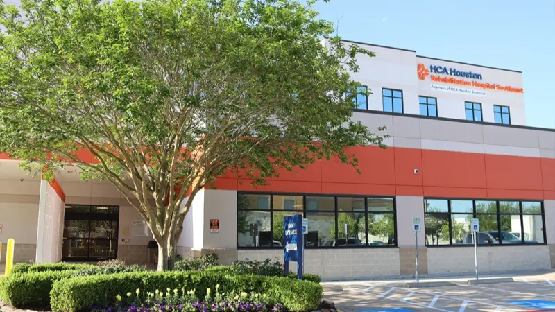 HCA Houston Rehabilitation Hospital Southeast - Photo 3