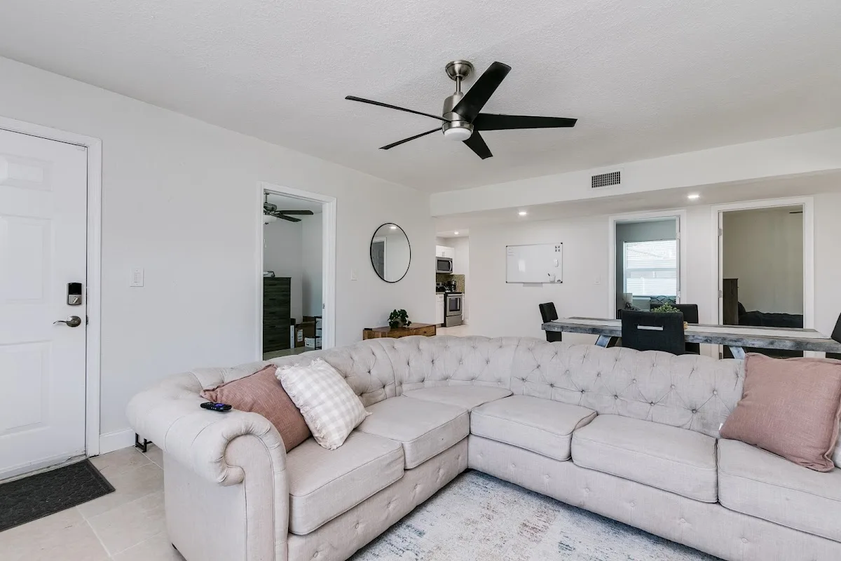 South Florida Oasis - Photo 1
