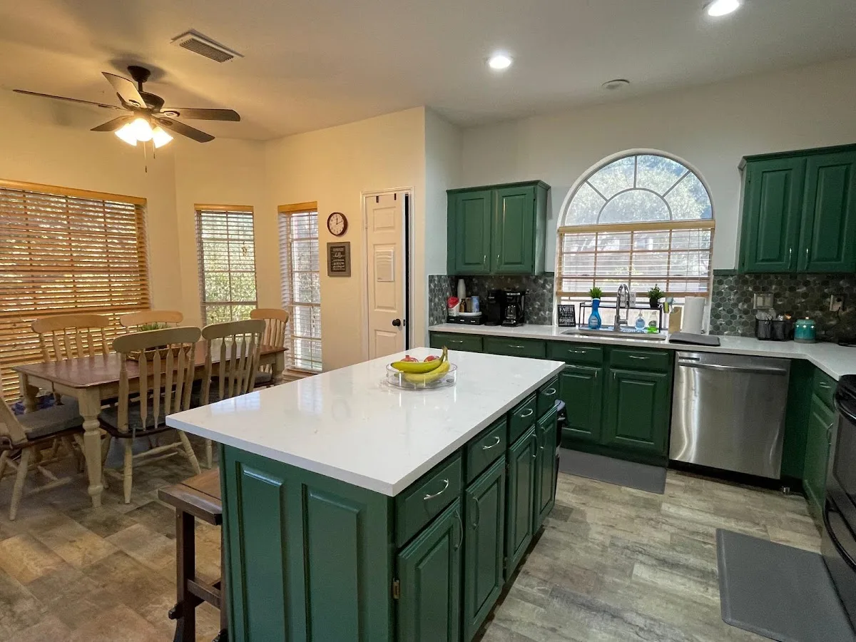 Drew's Sober Living - interior photo