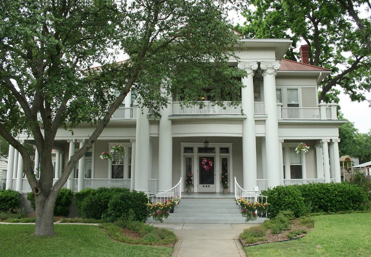 Visitation House Ministries - Photo 1