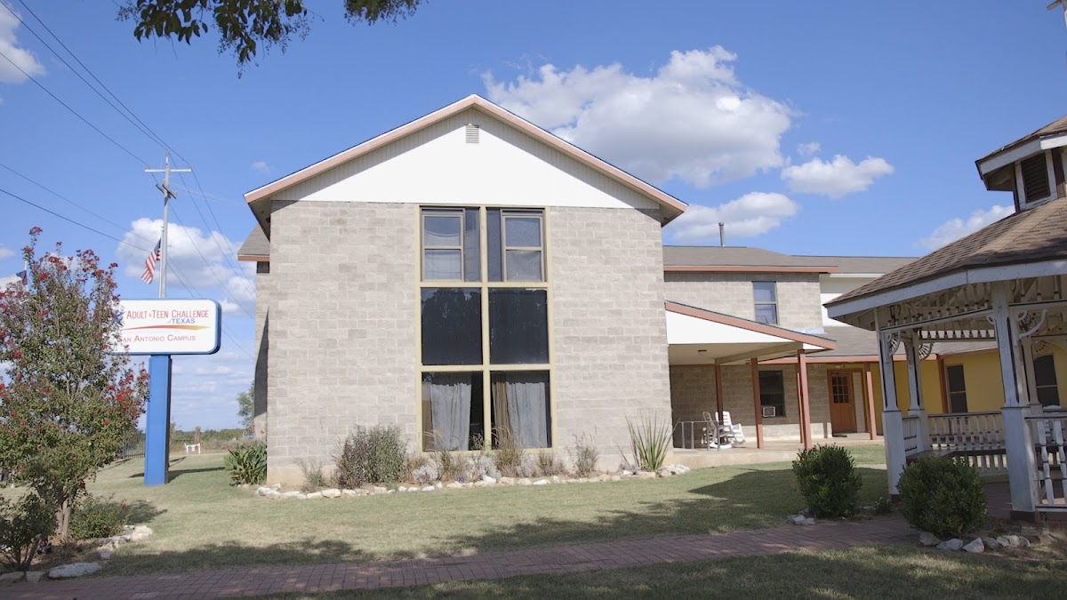 San Antonio Women's Rehab - Photo 2