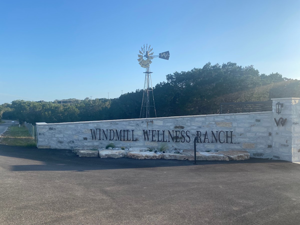 Windmill Wellness Ranch - Photo 1