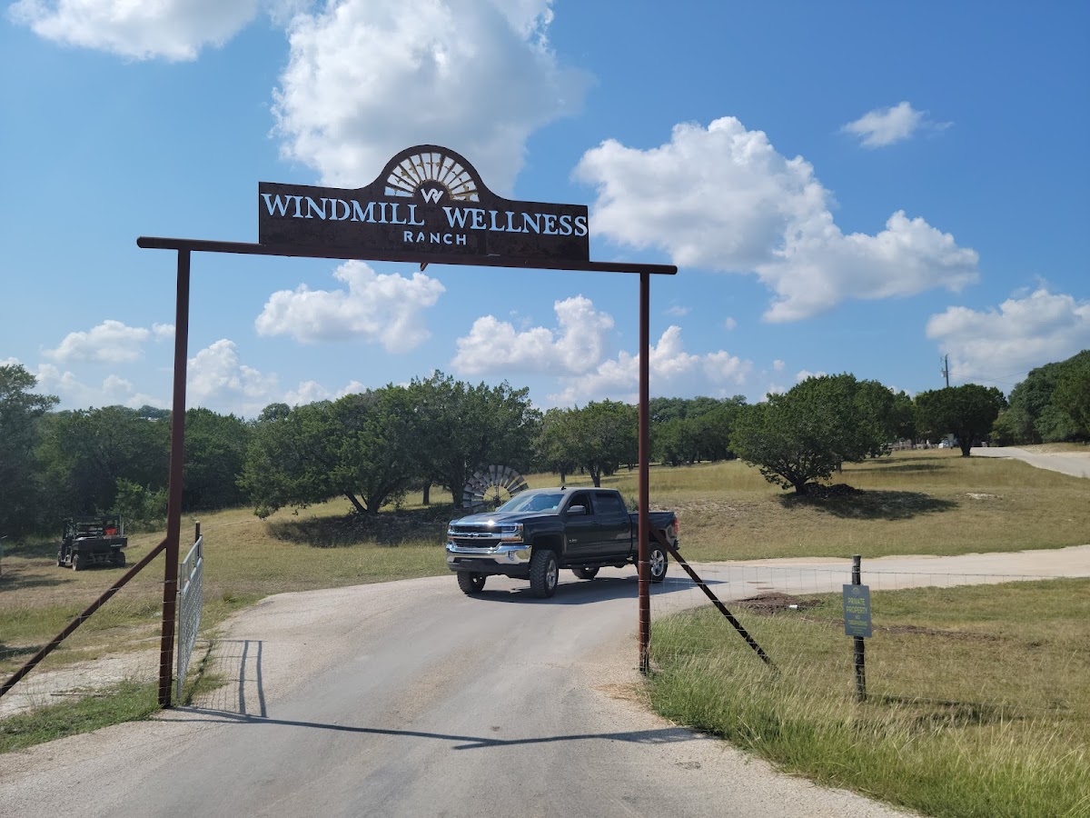 Windmill Wellness Ranch - Photo 5